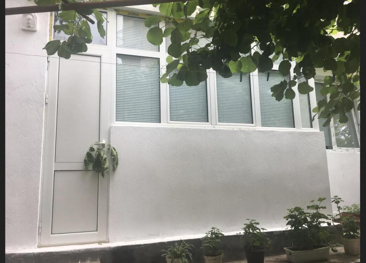 Private Room With Lovely Yard Sandanski Exterior photo